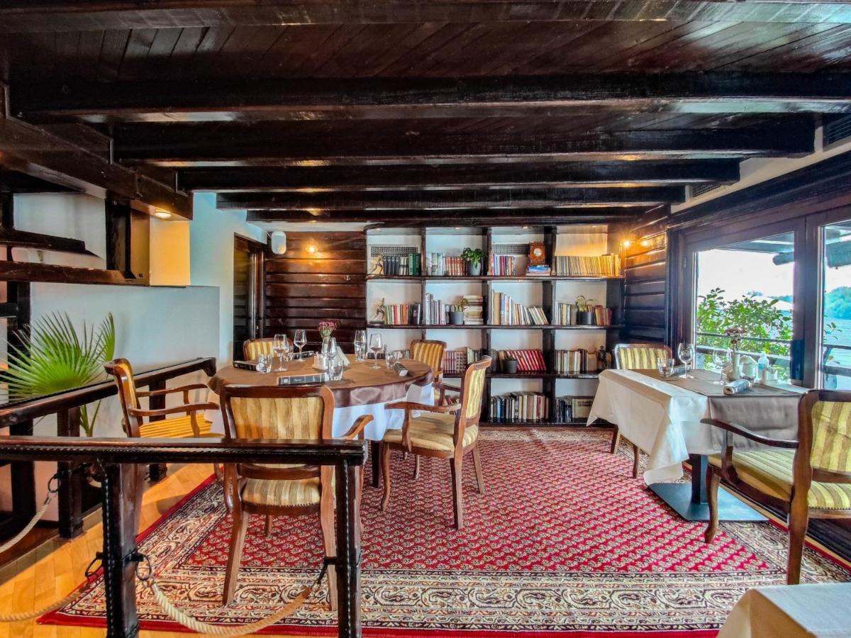 Bahus Inn Belgrado Esterno foto