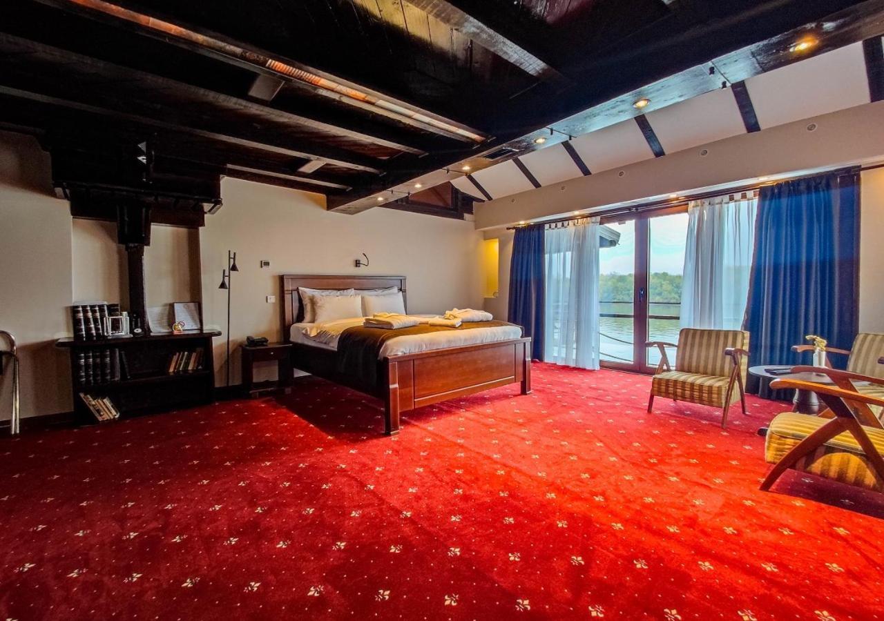 Bahus Inn Belgrado Esterno foto